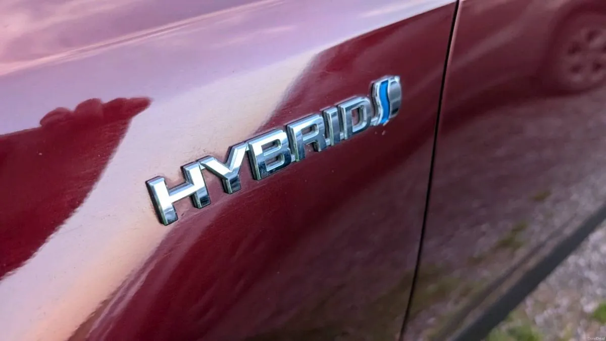 2016 Toyota RAV4 SOL 2.5 Hybrid 4WD Automatic - Image 6