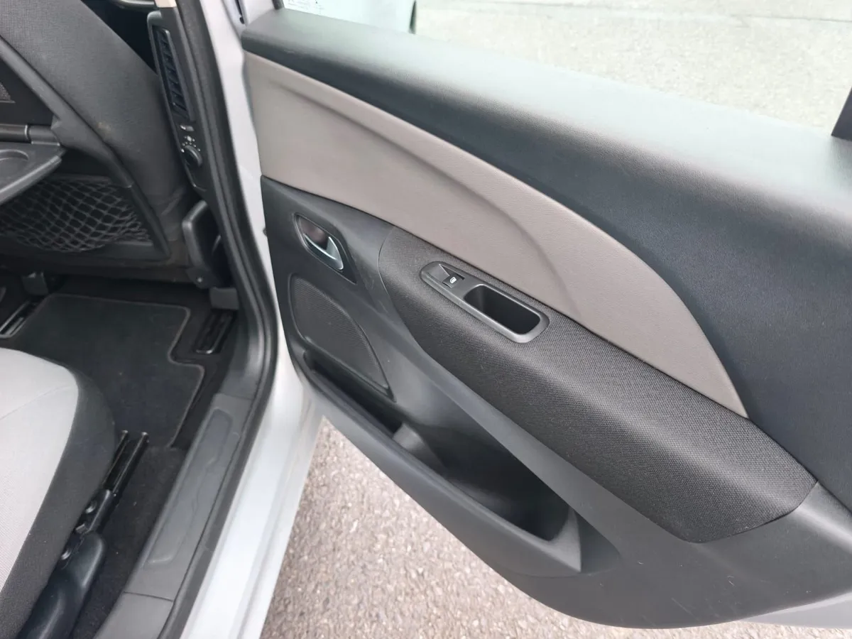Citroen Picasso, 7 seater, diesel , New NCT - Image 6