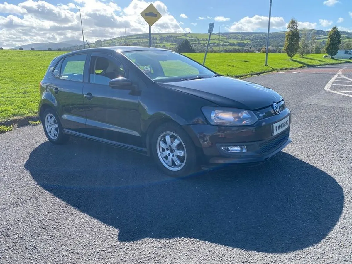 2011 Volkswagen Polo Nct04/27 - Image 2
