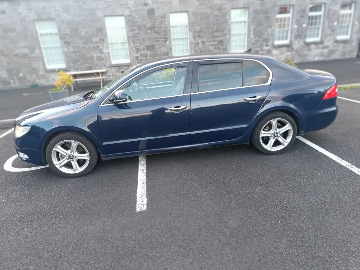 Skoda superb - Image 3