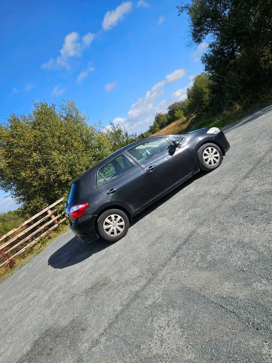 Toyota Auris - Image 4