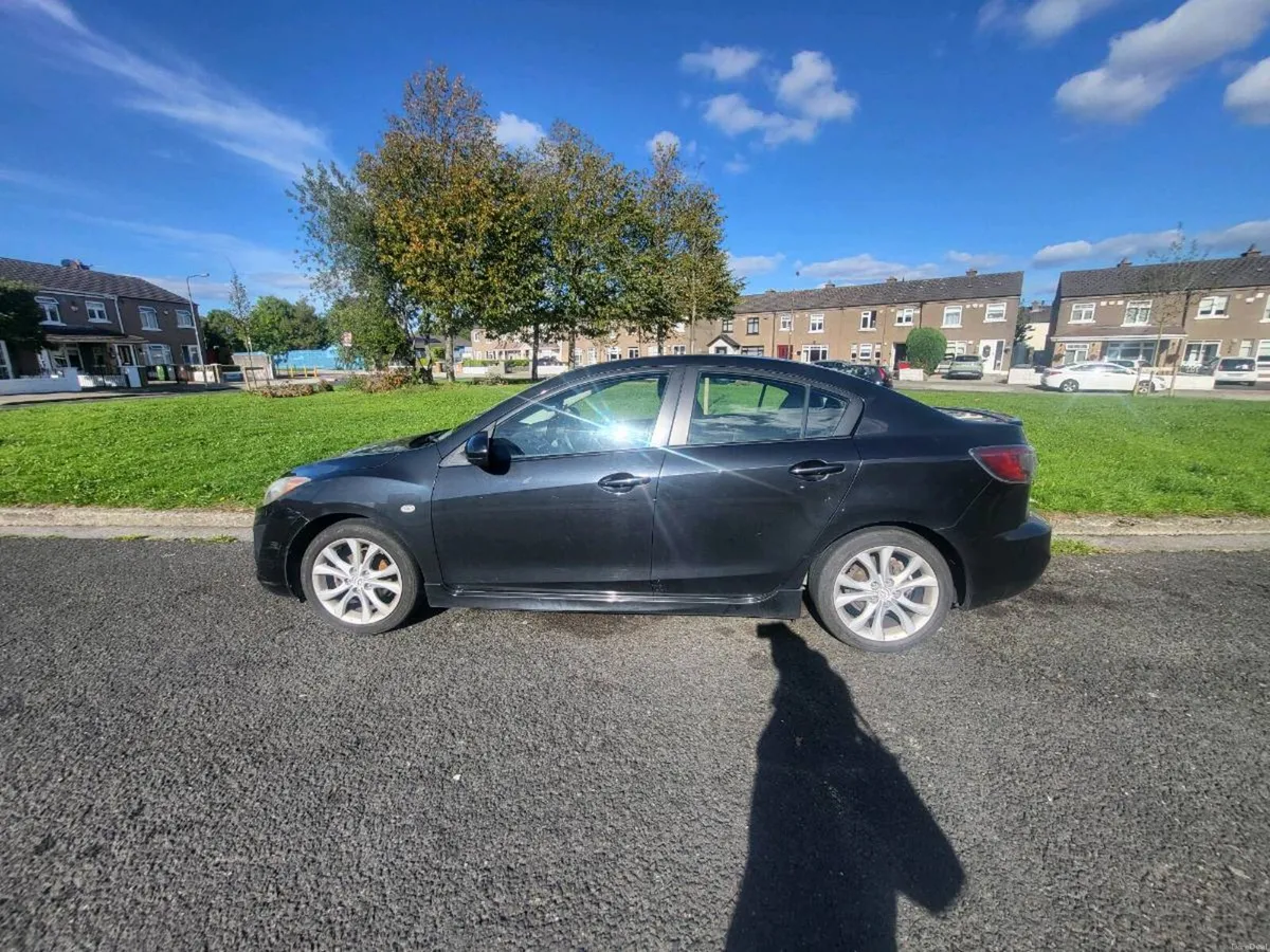 Black Mazda 3 Sport - Image 3