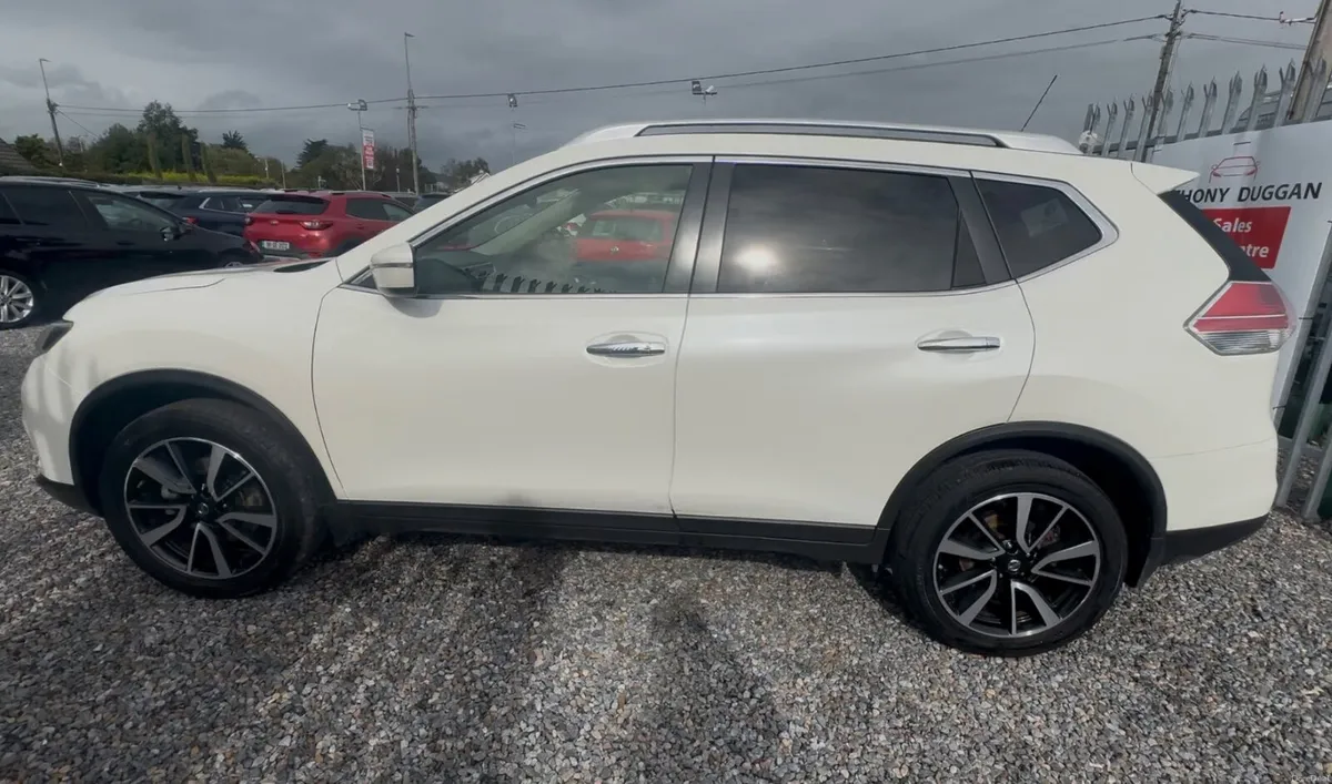 Nissan X-Trail 1.6 7 seater Design pack - Image 6