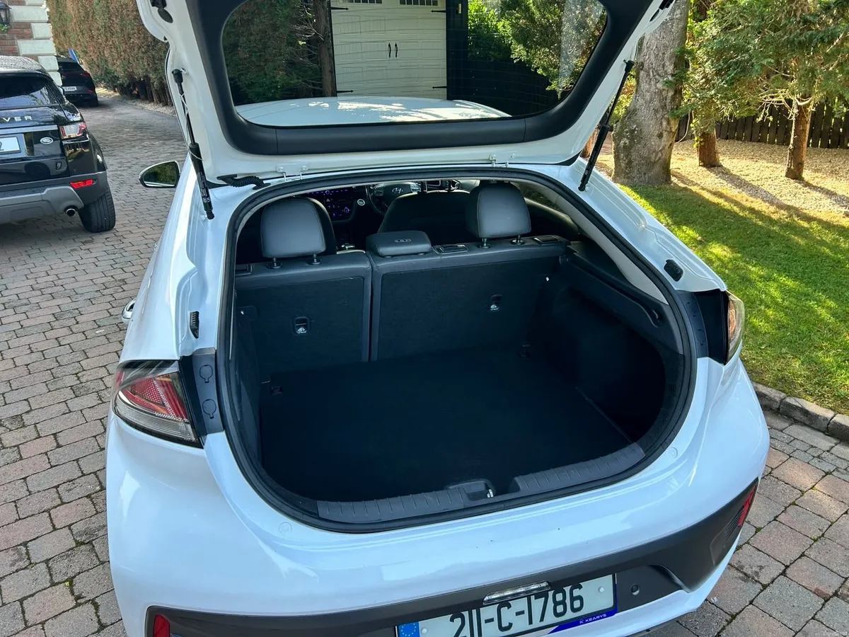 Hyundai ioniq NCT 2/27  Super Economical EV €11350 - Image 6