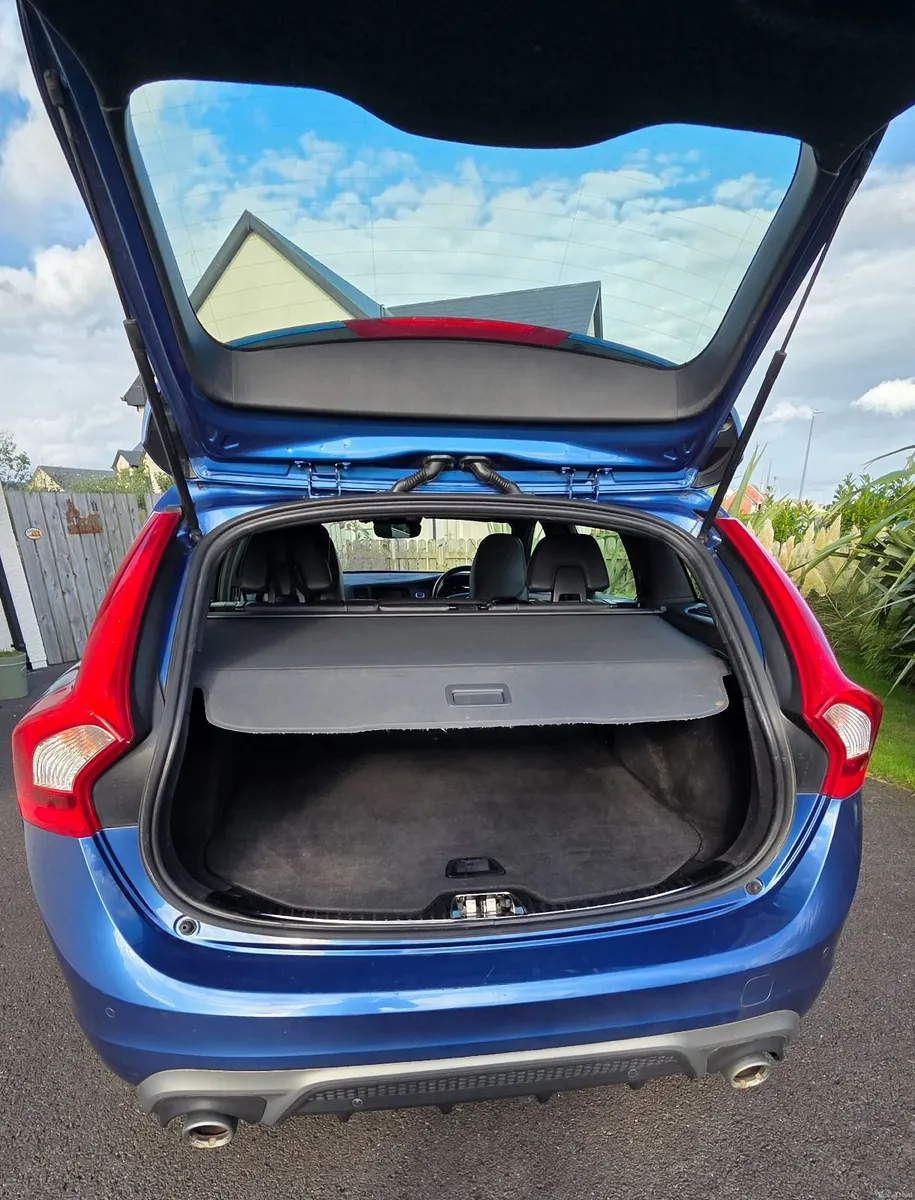 Volvo V60 2016 - Image 5
