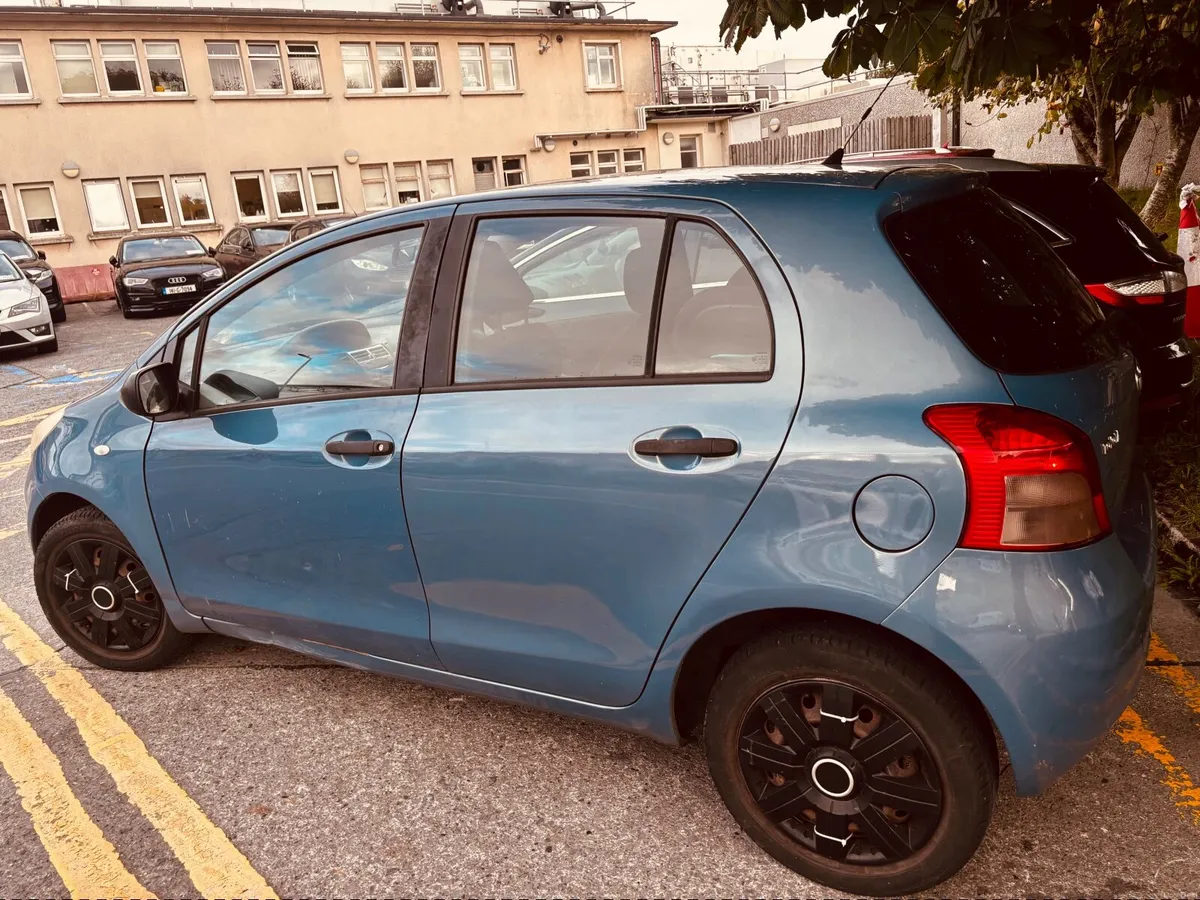 Toyota Yaris 2007 - Image 4
