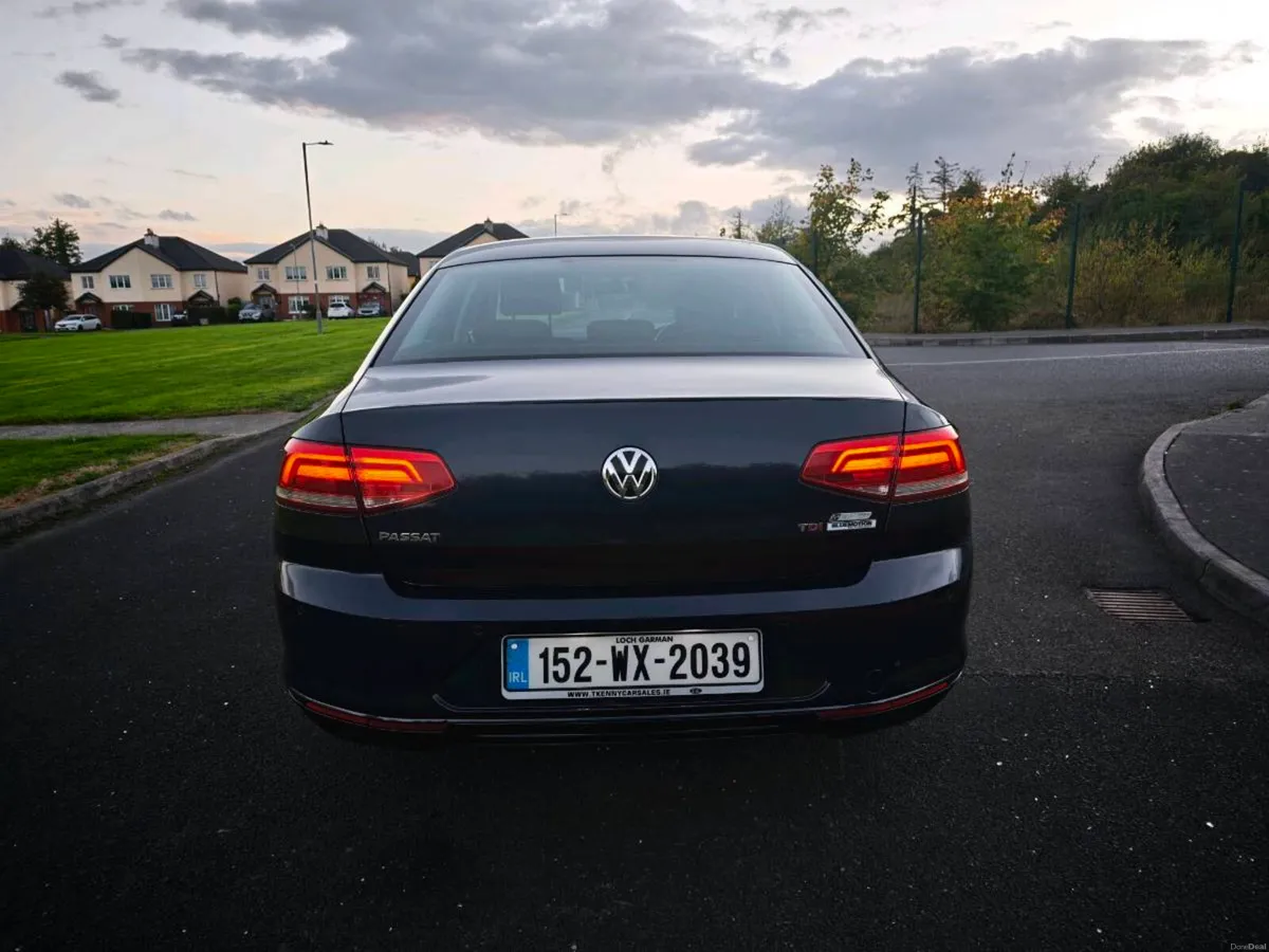 Volkswagen Passat - Image 4