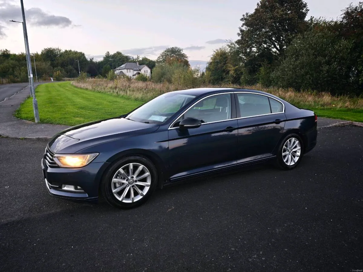 Volkswagen Passat - Image 6