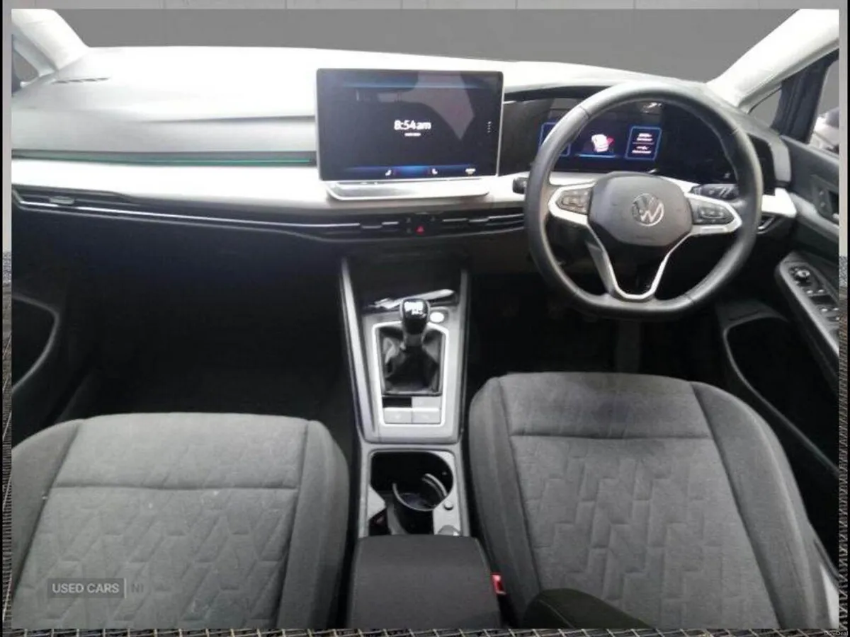 Volkswagen Golf DIESEL HATCHBACK - Image 4