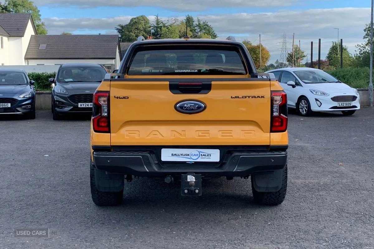 Ford Ranger Wildtrak 2.0 Ecoblue Auto 4WD in Cyber - Image 5
