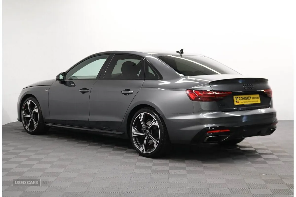 Audi A4 TDI Black Edition - Image 4