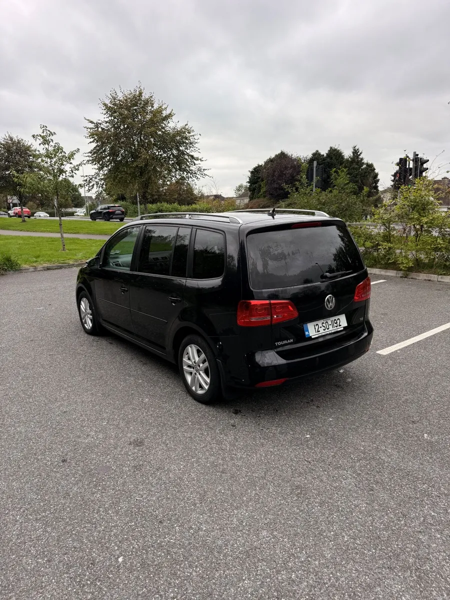 Volkswagen Touran, PARKING SENSORS, BLUETOOTH - Image 6