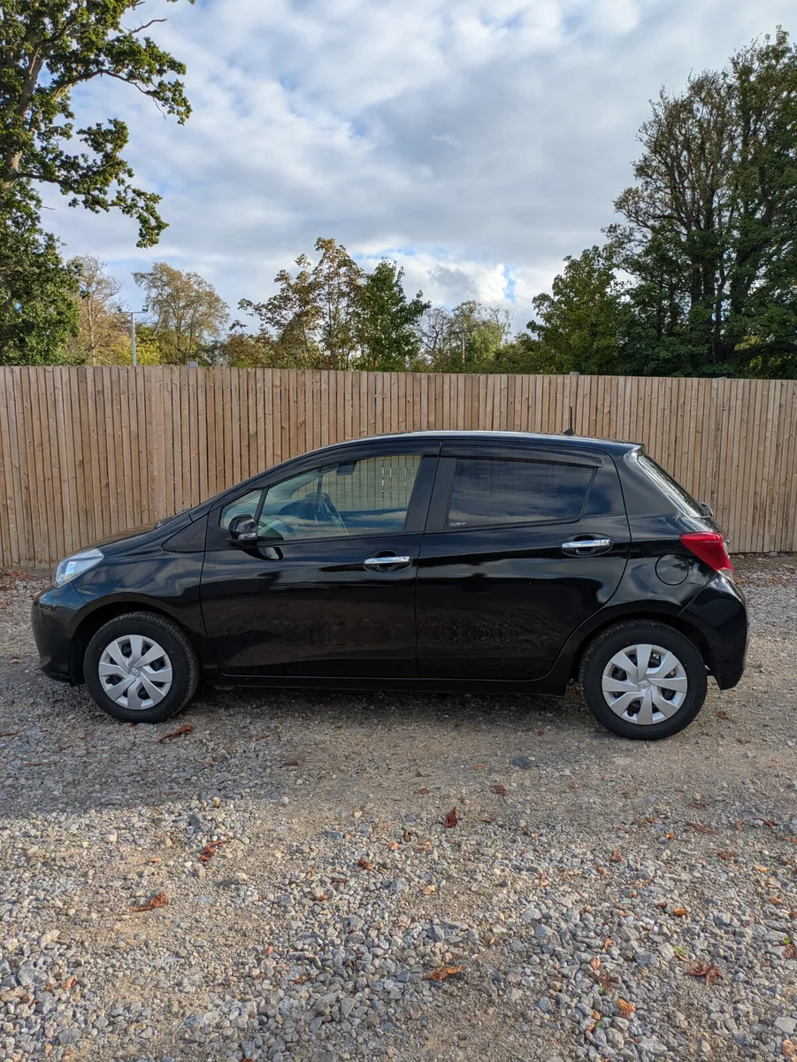 2015 Toyota Vitz Automatic | Only 37,292 KM | Reve - Image 5