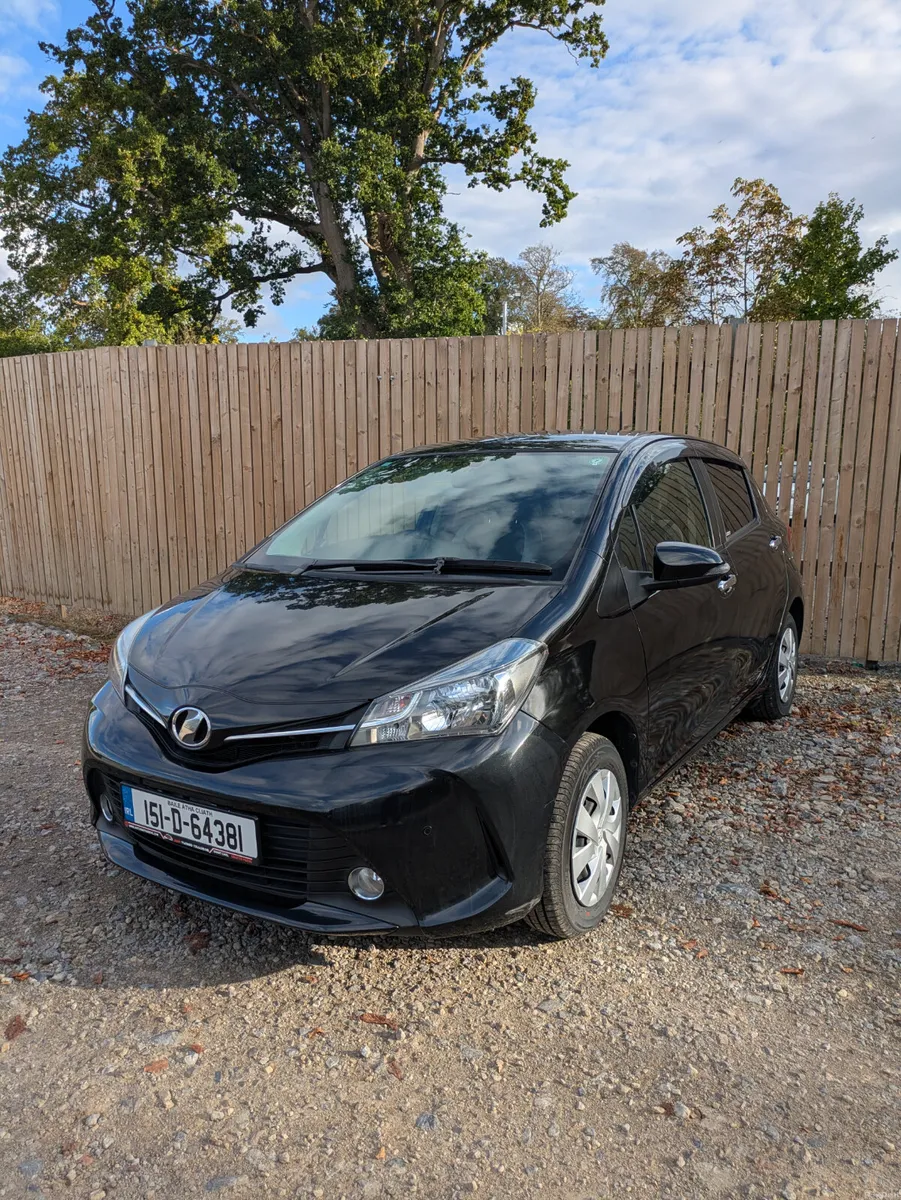 2015 Toyota Vitz Automatic | Only 37,292 KM | Reve - Image 3
