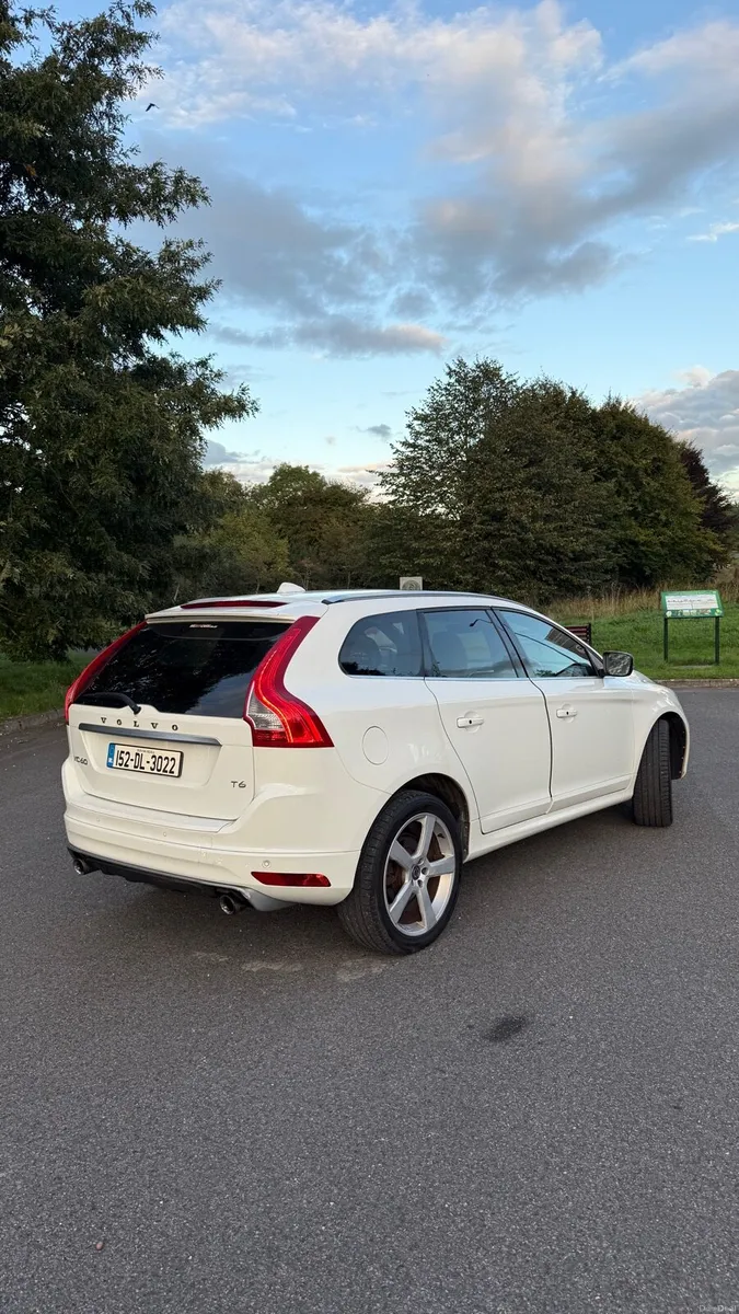 XC-60 R 87km Auto - Image 5