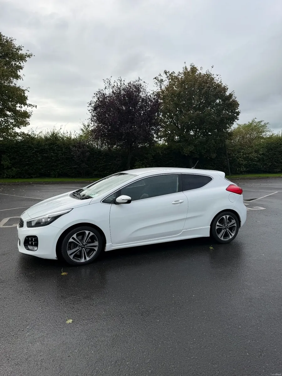 Kia Proceed 2016 - Image 2