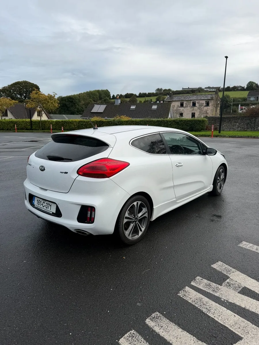Kia Proceed 2016 - Image 5