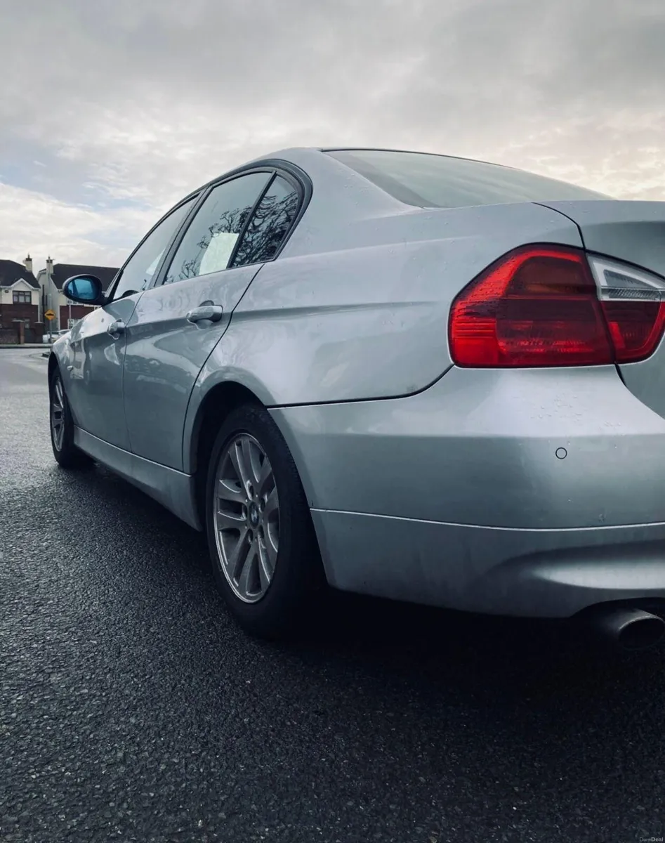 BMW - Image 4
