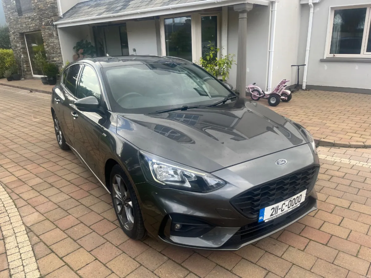 Ford Focus ST-LINE EDITION ECO ECOBLUE - Image 1