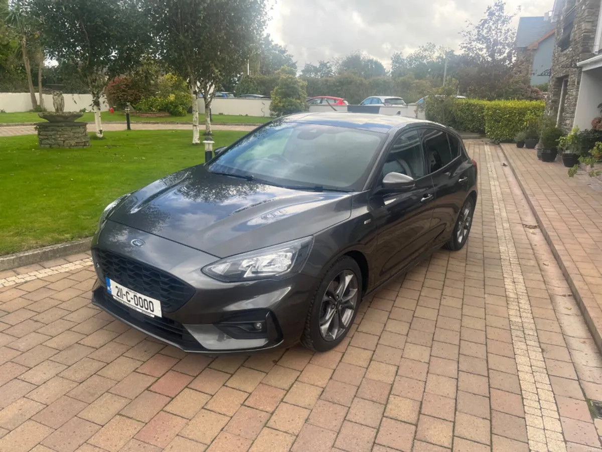 Ford Focus ST-LINE EDITION ECO ECOBLUE - Image 3
