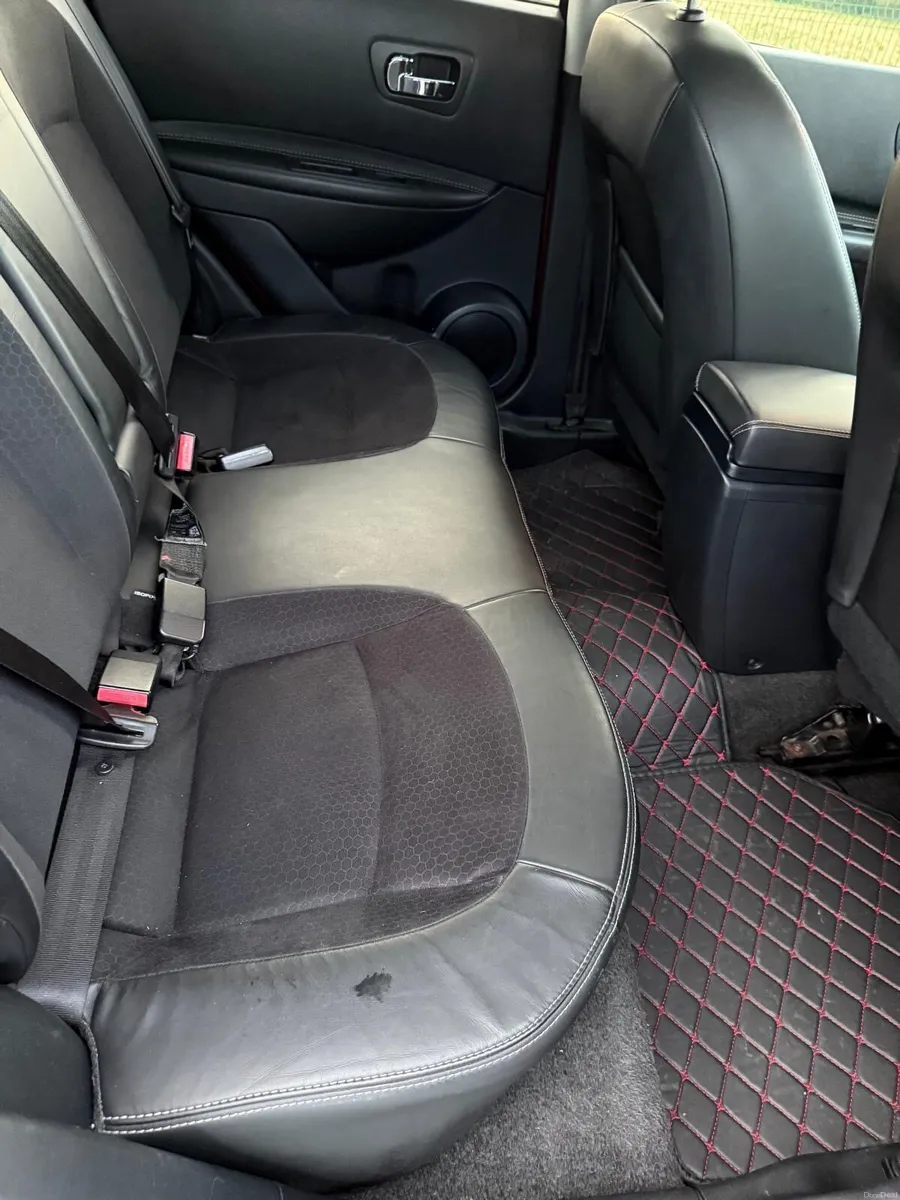 Car - Image 5