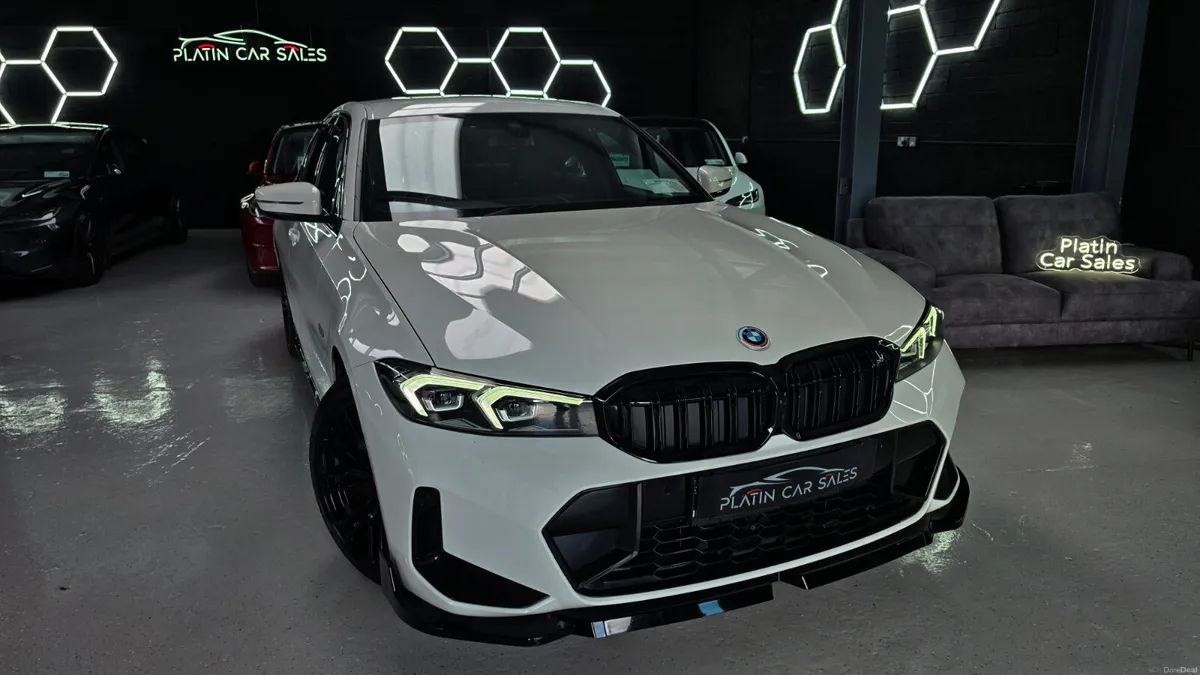 🔥 2024 BMW 330e M Sport Pro PHEV - Image 2
