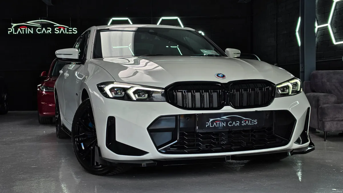 🔥 2024 BMW 330e M Sport Pro PHEV - Image 3