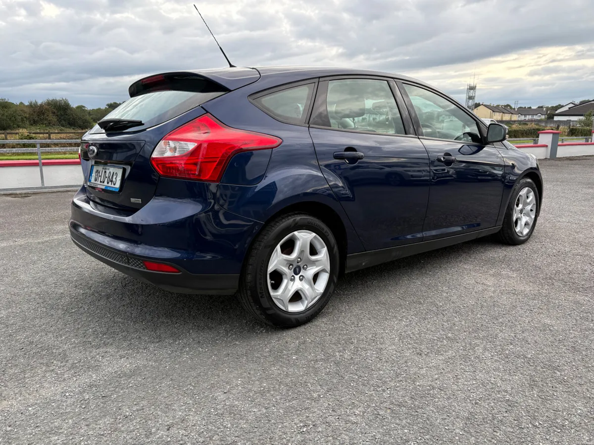 Ford Focus 1.6 TDCi Style  FSH new nct 10/27 131 - Image 6