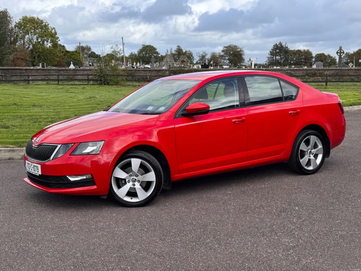 Skoda Octavia AMBITION 1.6 TDI 90HP 4 4DR - Image 4