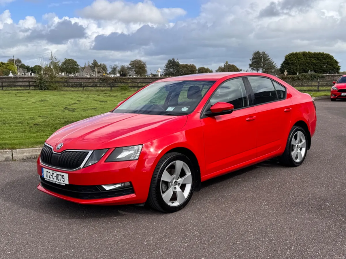 Skoda Octavia AMBITION 1.6 TDI 90HP 4 4DR - Image 6