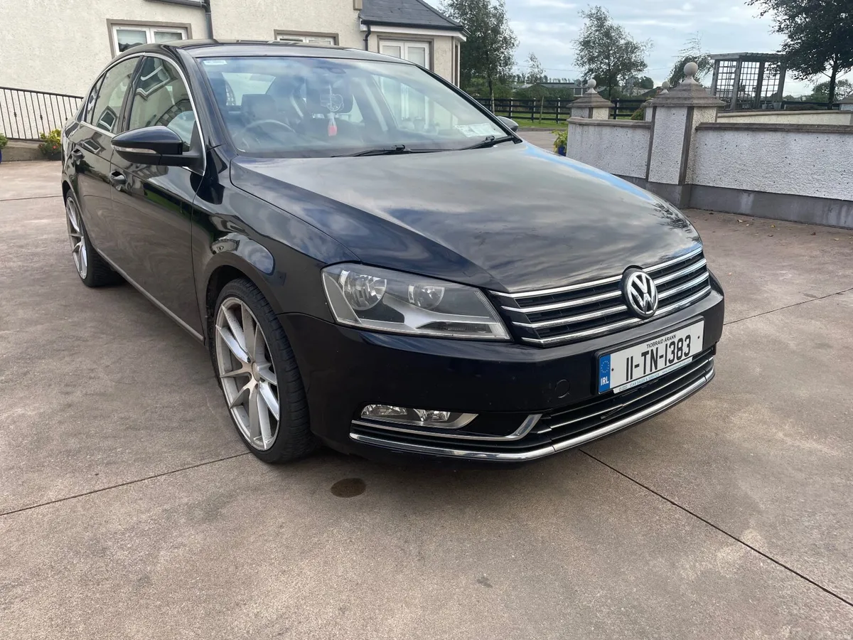 Volkswagen Passat 2011 - Image 4