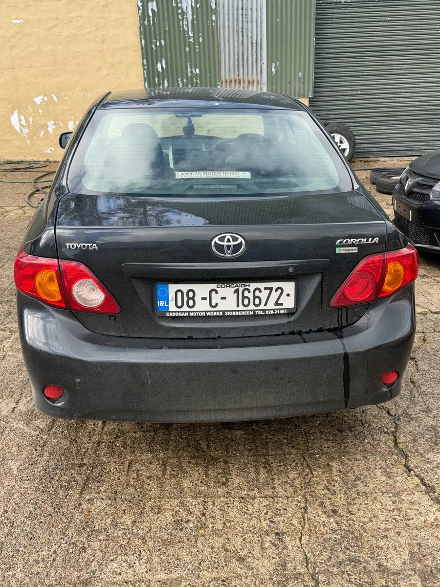 toyota corolla - Image 2
