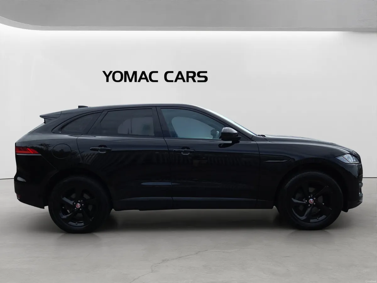 JAGUAR F PACE 2.0 PRESTIGE AWD AUTO - Image 2