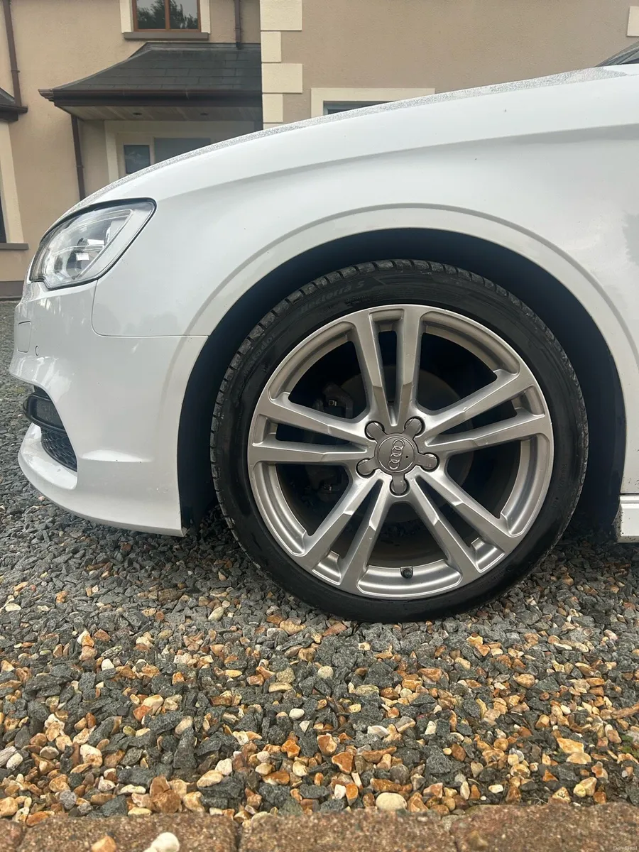 Audi A3 S line saloon - Image 5