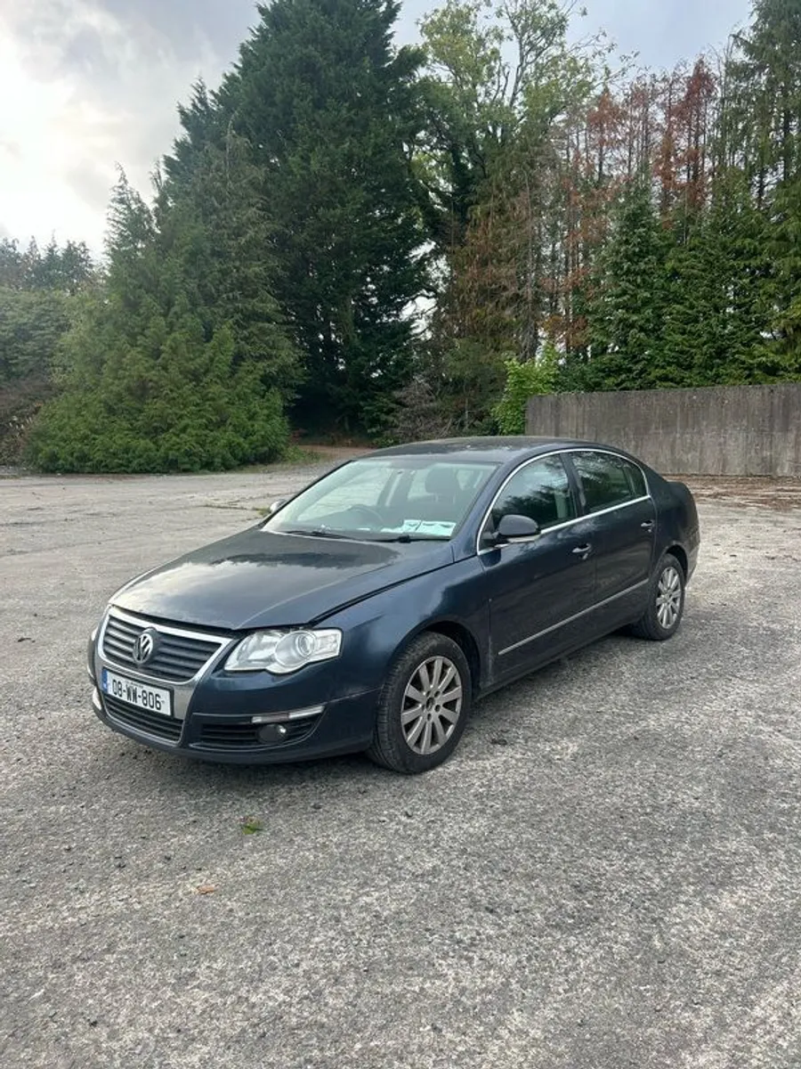 2008 Volkswagen Passat - Image 1