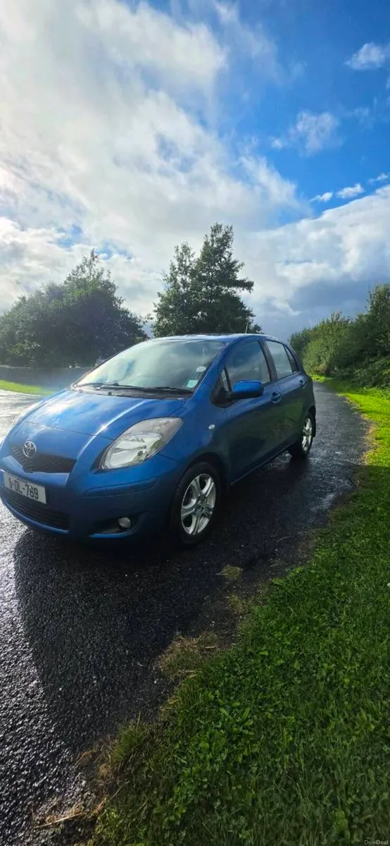 2011 toyota yaris 1.4 diesel 6 speed - Image 2
