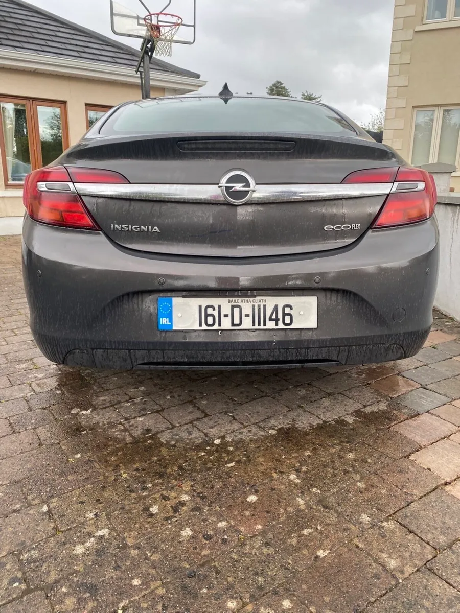 Car - Image 3
