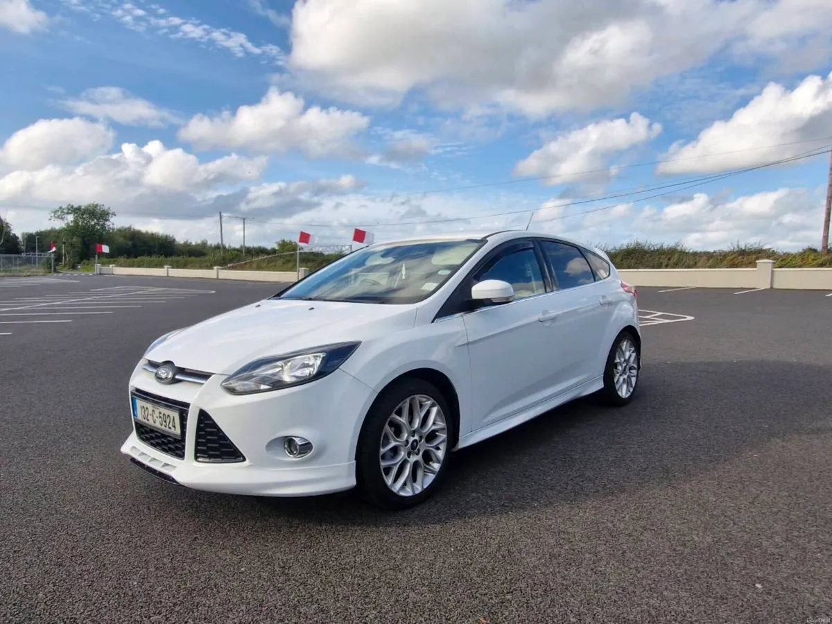 132 Ford Focus 1.0 Zetec S petrol 125 hp - Image 2