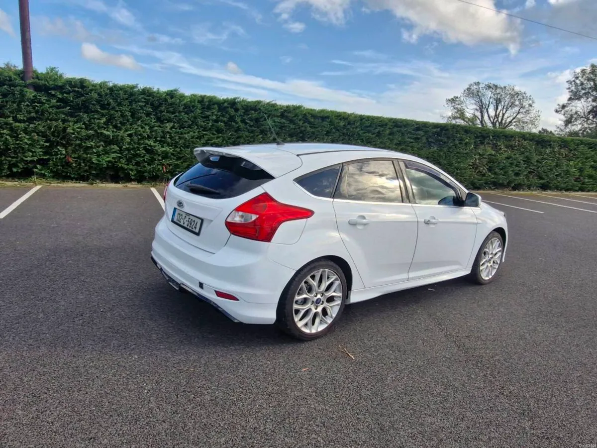 132 Ford Focus 1.0 Zetec S petrol 125 hp - Image 4