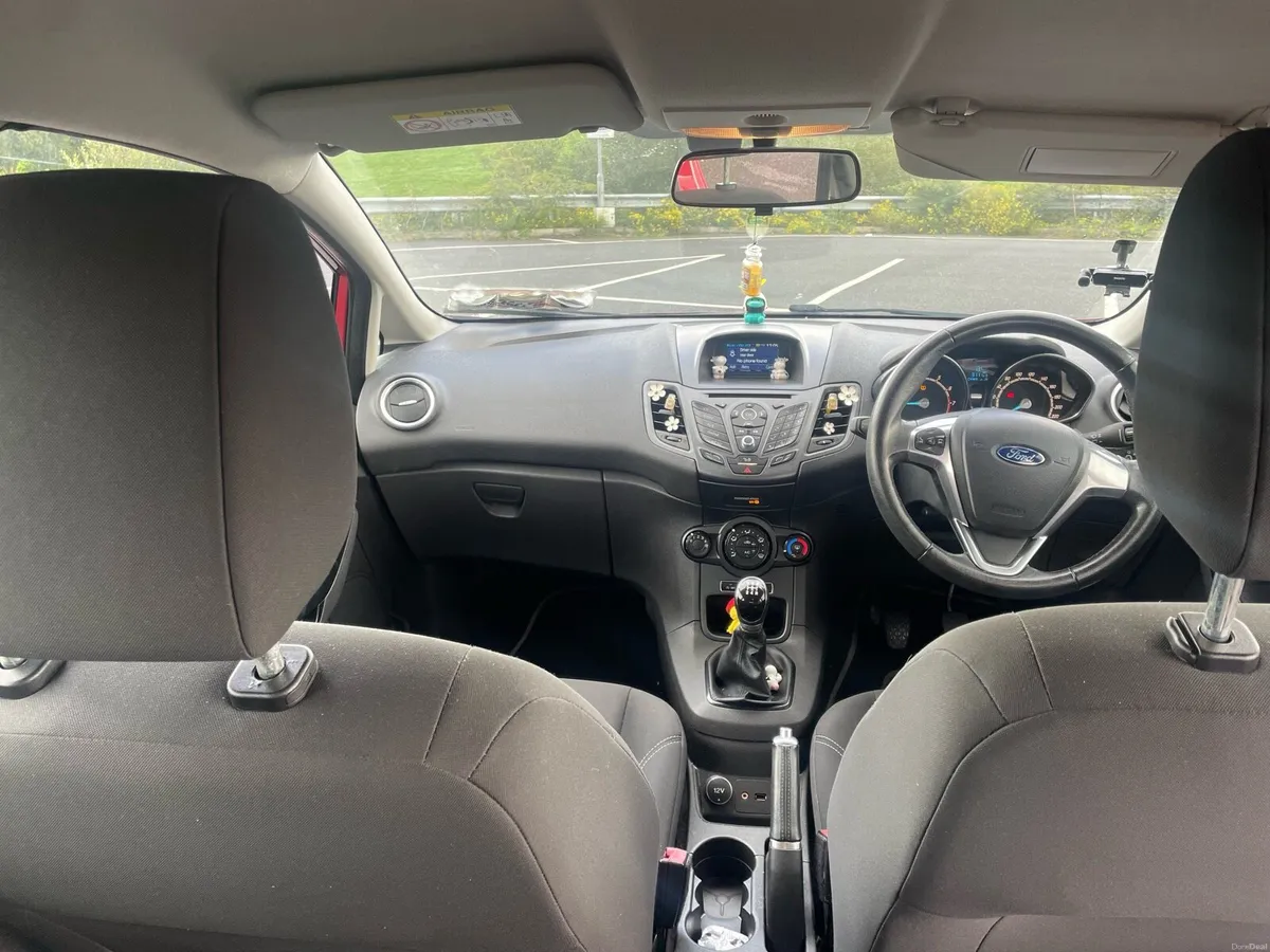 Ford Fiesta - Image 5