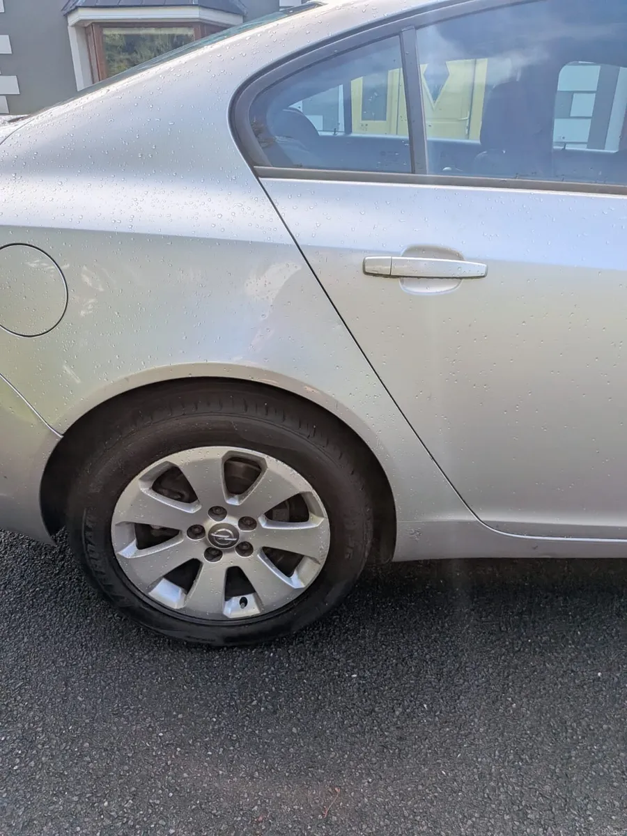 Car - Image 5