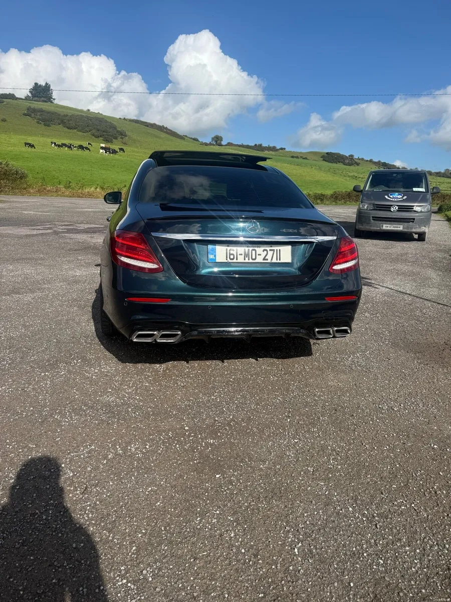 MERCEDES E CLASS AMG PREMIUM PLUS DEMO CAR - Image 6