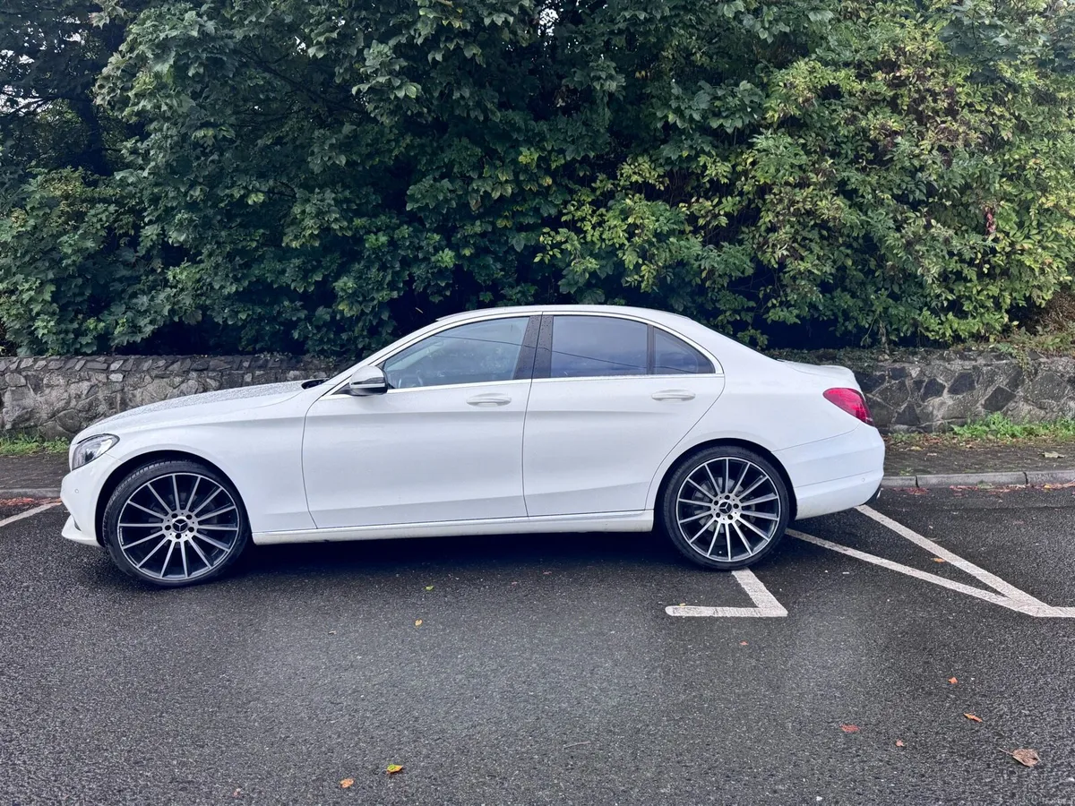 Mercedes benz c200d - Image 3