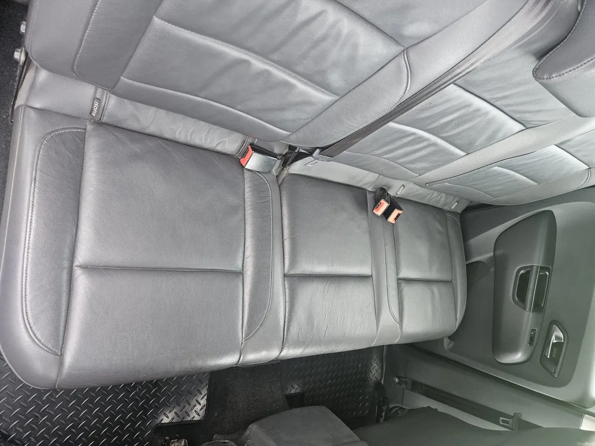 Volkswagon jeep - Image 2
