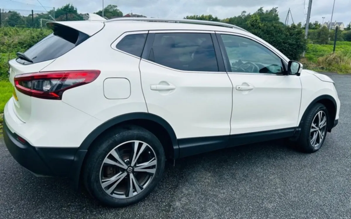 2018 Nissan Qashqai N-Connecta 1.5 dCi Diesel - Image 2