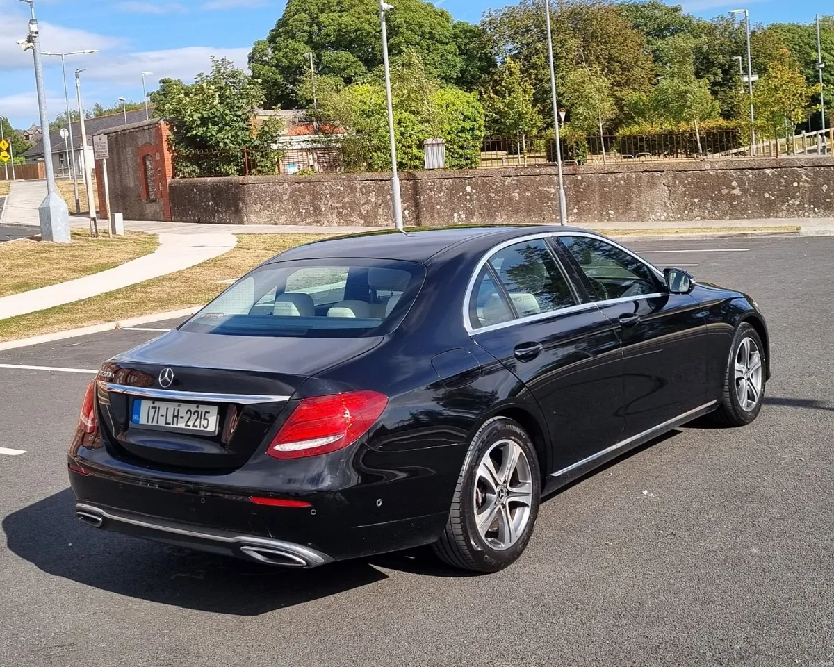 CREAM LEATHER Mercedes-Benz E-Class 2017 - Image 1
