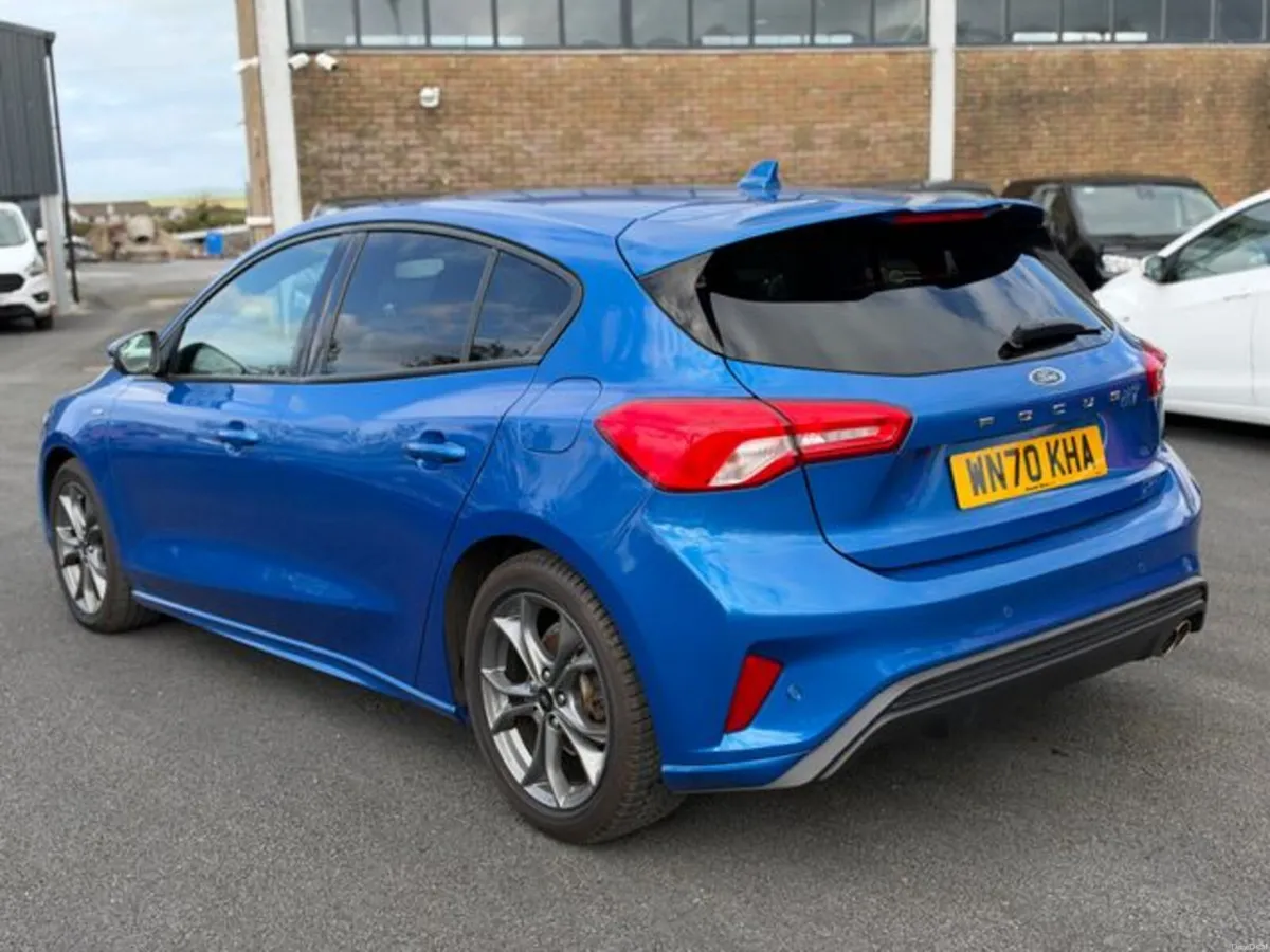 Ford Focus ST-LINE TDCI - Image 6