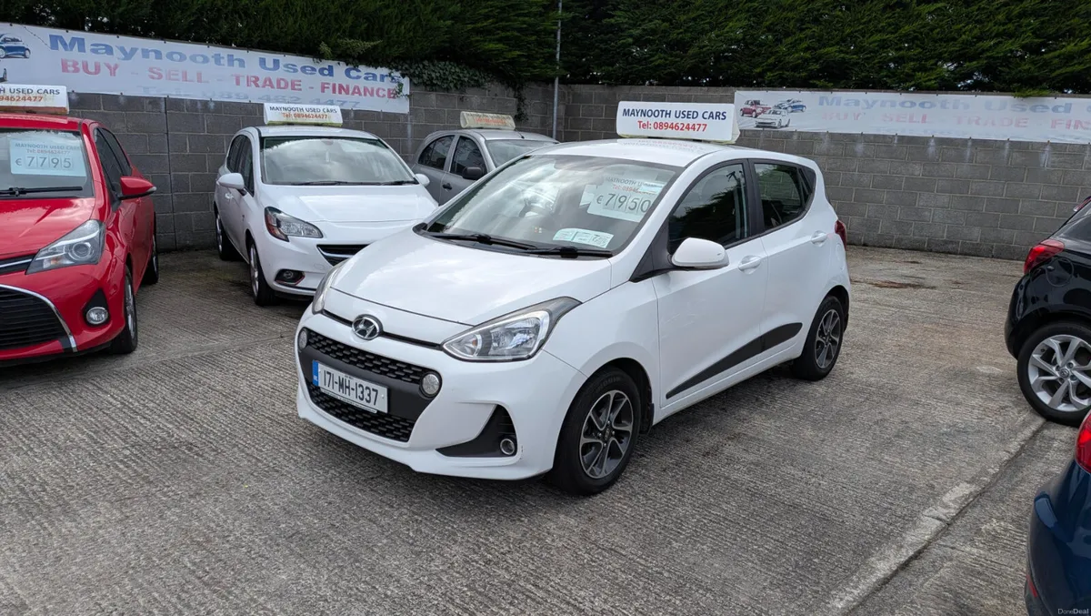 2017 Hyundai i10 1.0 High Spec low miles - Image 1