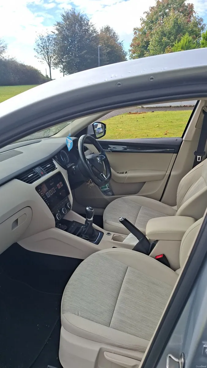 Skoda Octavia 2019 style - Image 2