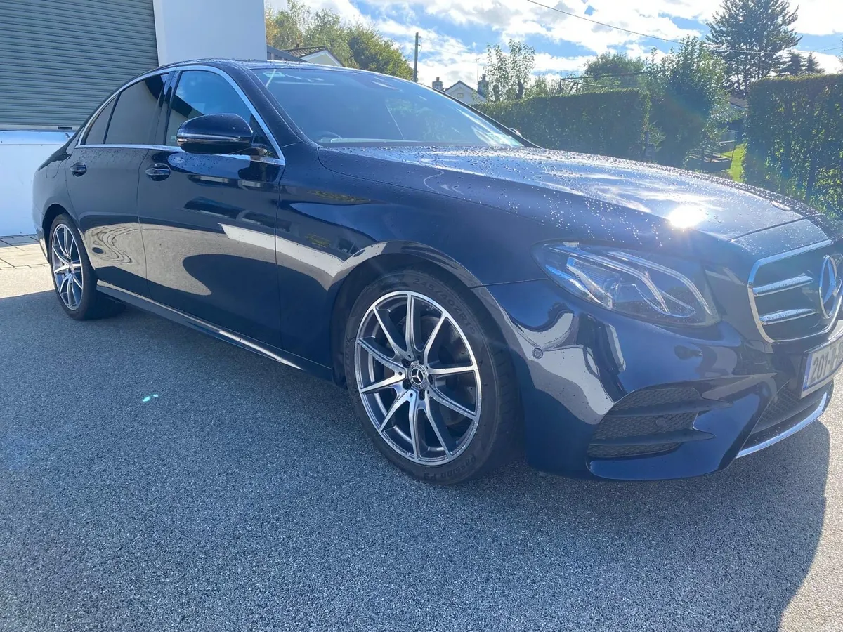 Mercedes E220 AMG line - Image 2
